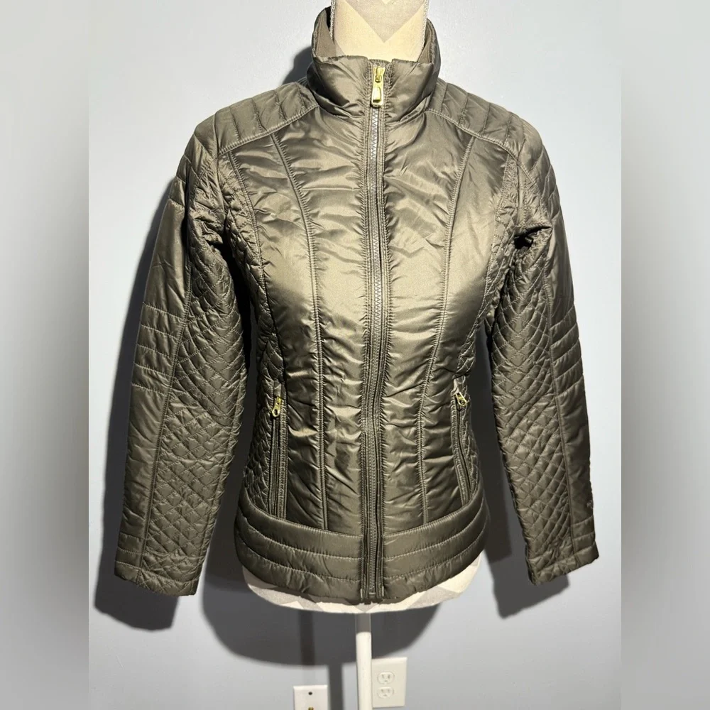 The North Face Women's Puffer Jacket - Olive